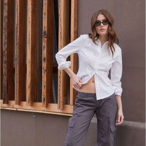 NWT Brandy Melville John Galt Fitted Long Sleeve Shirt